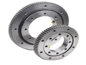 Heat treatment of rotary bearing tracks and gears